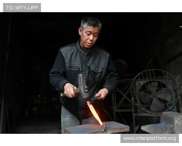 米兰的小铁匠：用铁火点亮梦想的匠人精神与城市文化的交融